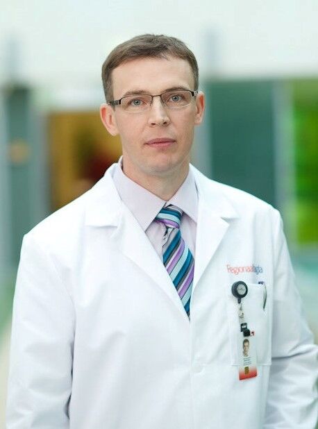 Arst Dermatoloog Andreas Dushko